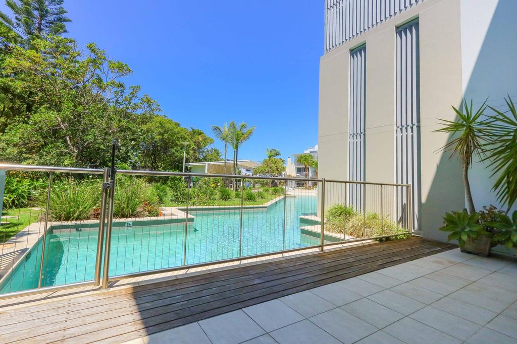 A Deluxe Swim Up - Drift Apartments South - Northern Rivers Accommodation